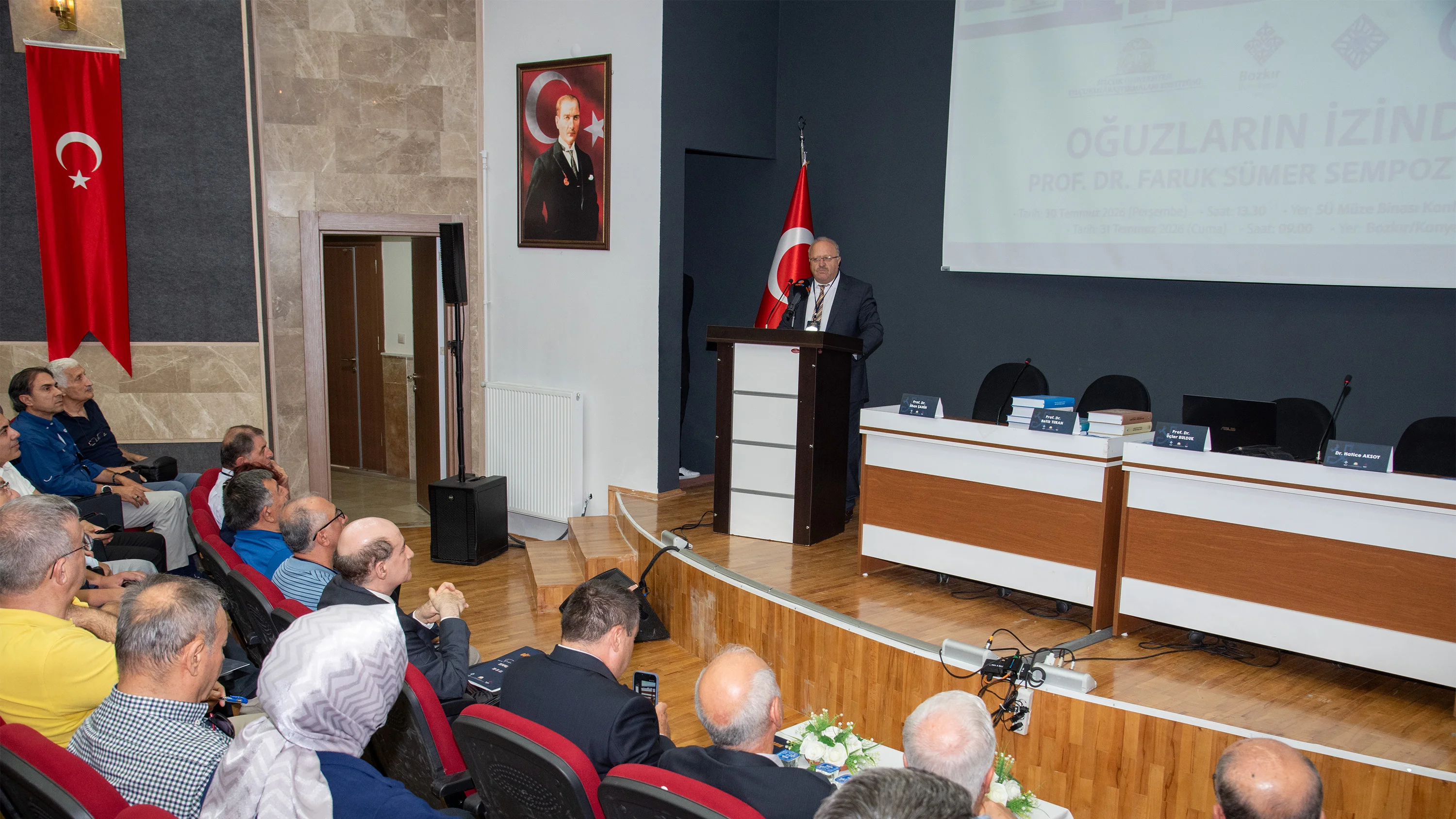Tarihçi Prof. Dr. Faruk Sümer, sempozyumla anıldı